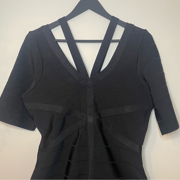 VENUS Chic Black Bodycon Mini Dress - Picture 2 of 13